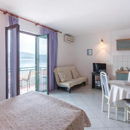 0 Bedroom In Komarna
